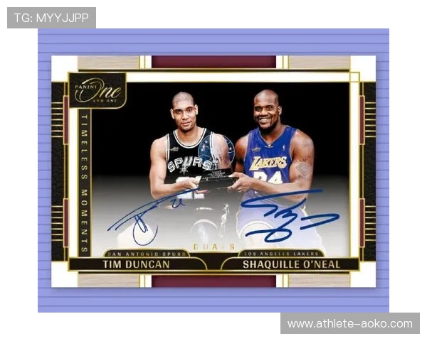 《帕尼尼足球球星卡卡集锦珍藏册揭秘：回顾卡卡辉煌足球生涯》