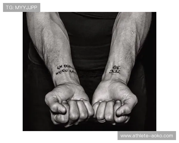 纹身与荣耀并行 足球球星如何将痛苦转化为力量