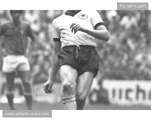 足球场上号码背后的传奇球星解析 从1到11的足球英雄人物全景回顾